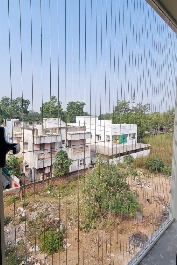 Invisible Grill for Child Safety